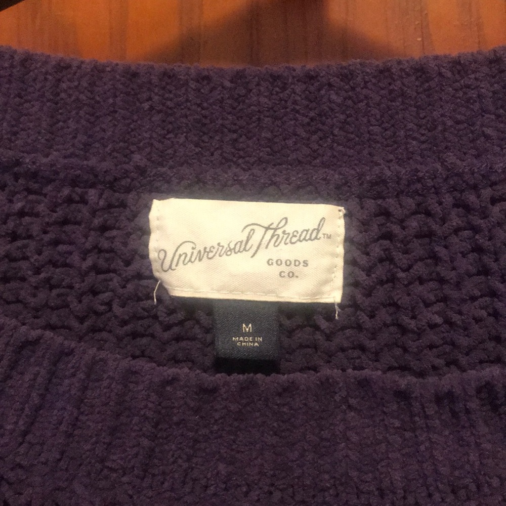COPY - Universal Thread sweater - Picture 2 of 4